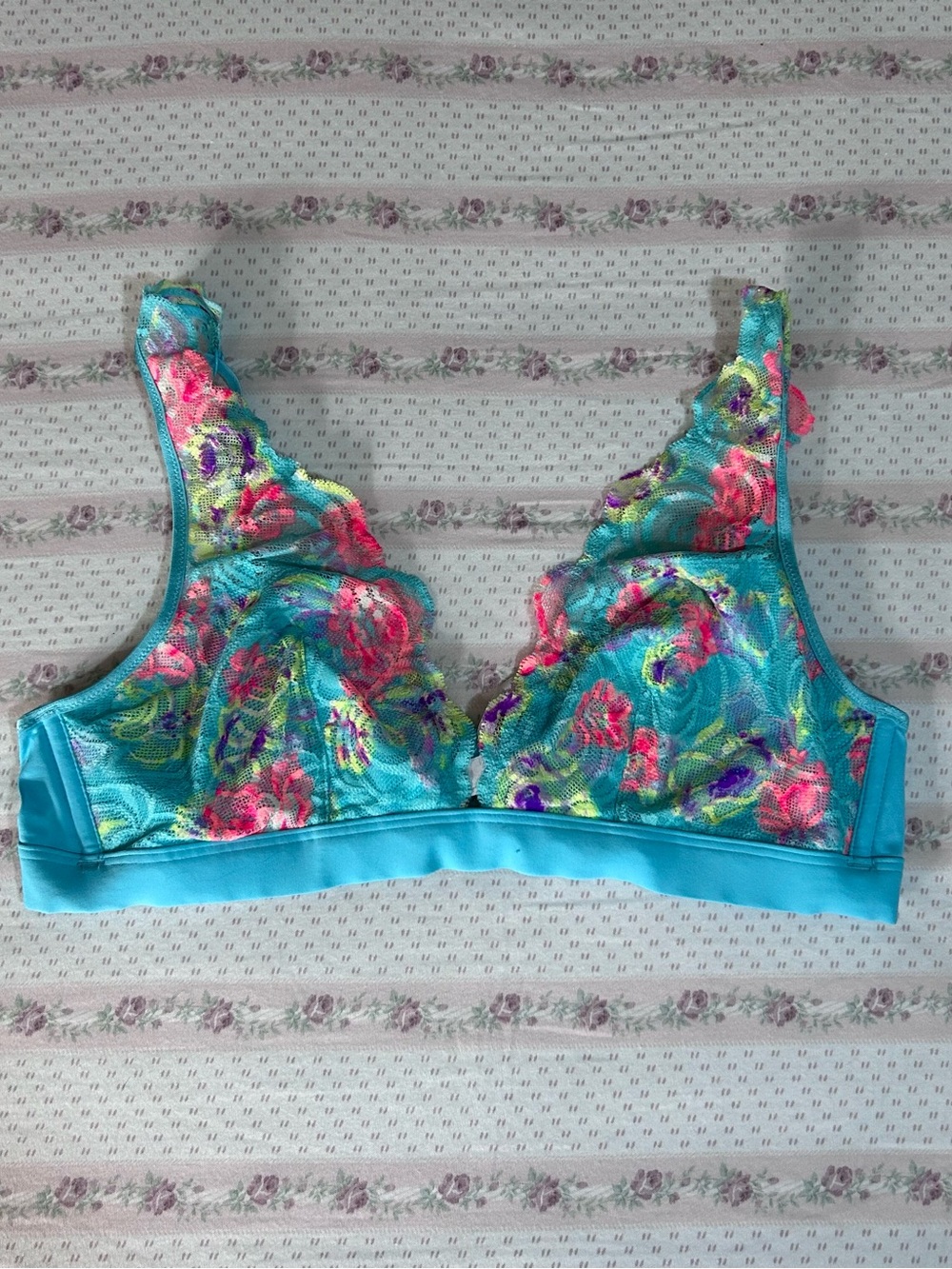 PINK Victoria's Secret Turquoise Floral Lace Bralette